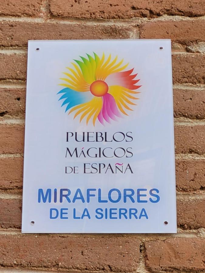 El Robledal - Miraflores De La Sierra Eksteriør billede